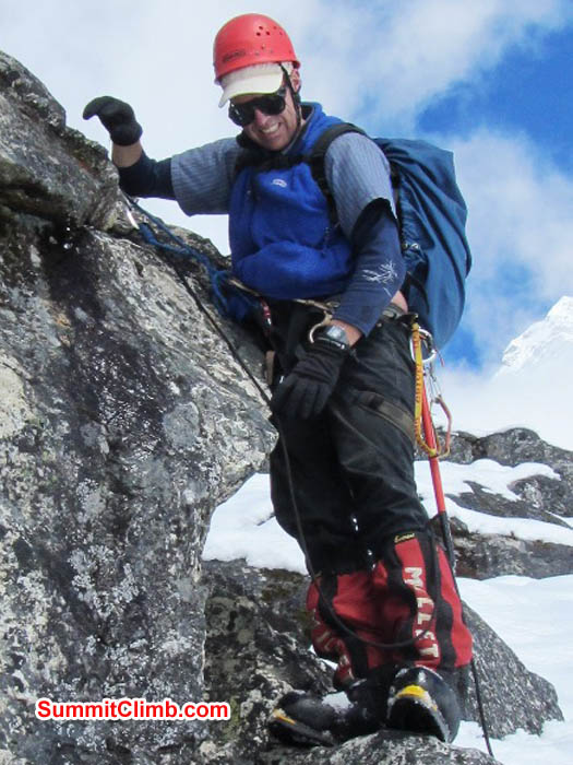 Dan climbing practice rock above Ama Dablam basecamp. Photo Mark van 't Hof