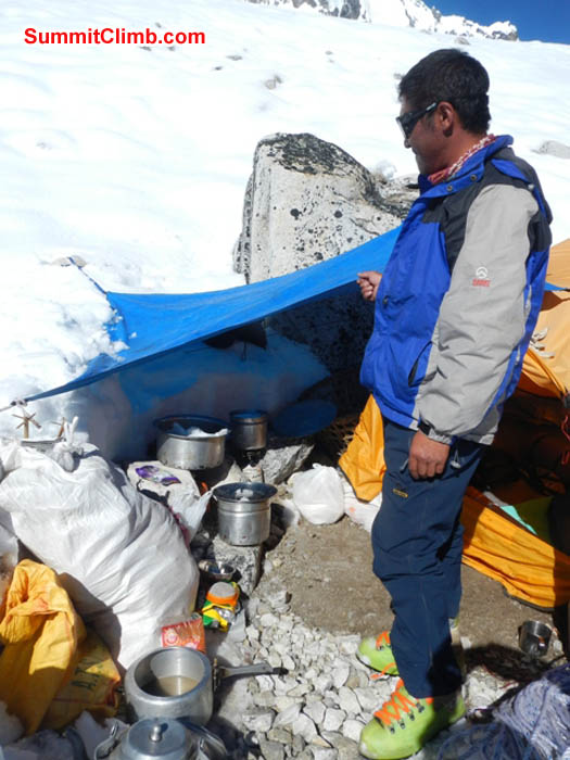 Jangbu in our ABC kitchen. Mark van 't Hof Photo.