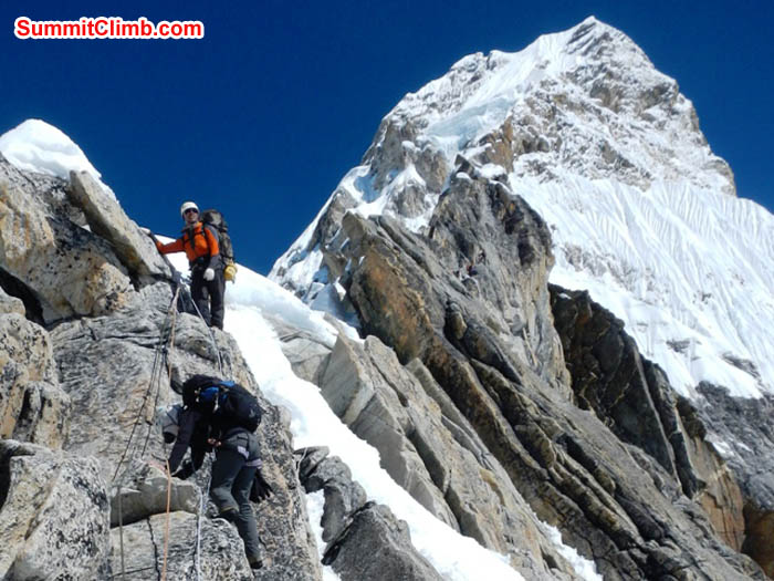 Maggie leads the way to camp 1. Mark van 't Hof Photo.