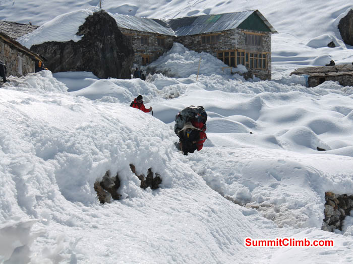 What a snow on the trail. Photo Ray.