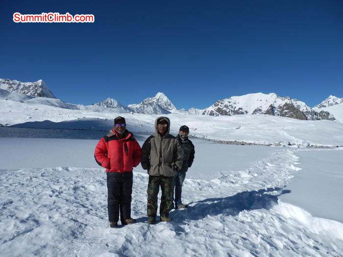 Sherpa enjoying at Baruntse basecamp. Photo Susanne.