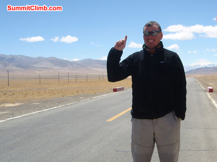 Scott Patch (Leader), way to Cho Oyu basecamp. Photo Christina Kristensen