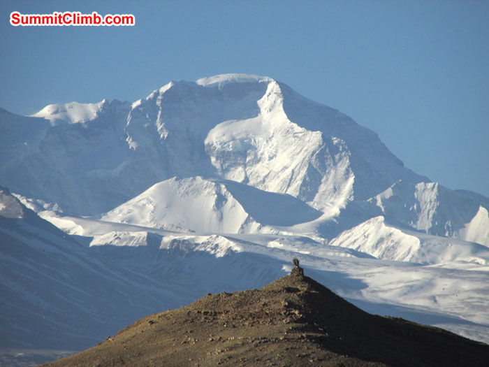 Nice looking Mt. Cho Oyu from Gamplung. Photo John & Debbie
