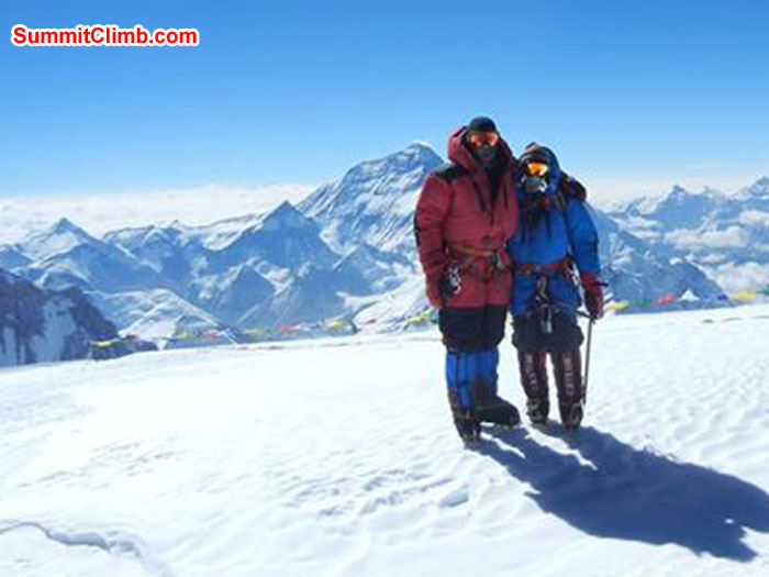 Summit of Cho Oyu by Scott Patch and Holly Budge. Behind Mount Everest, Lhotse and many mores. Photo Holly Budge Summit of Cho Oyu by Scott Patch and Holly Budge. Behind Mount Everest, Lhotse and many mores. Photo Holly Budge
