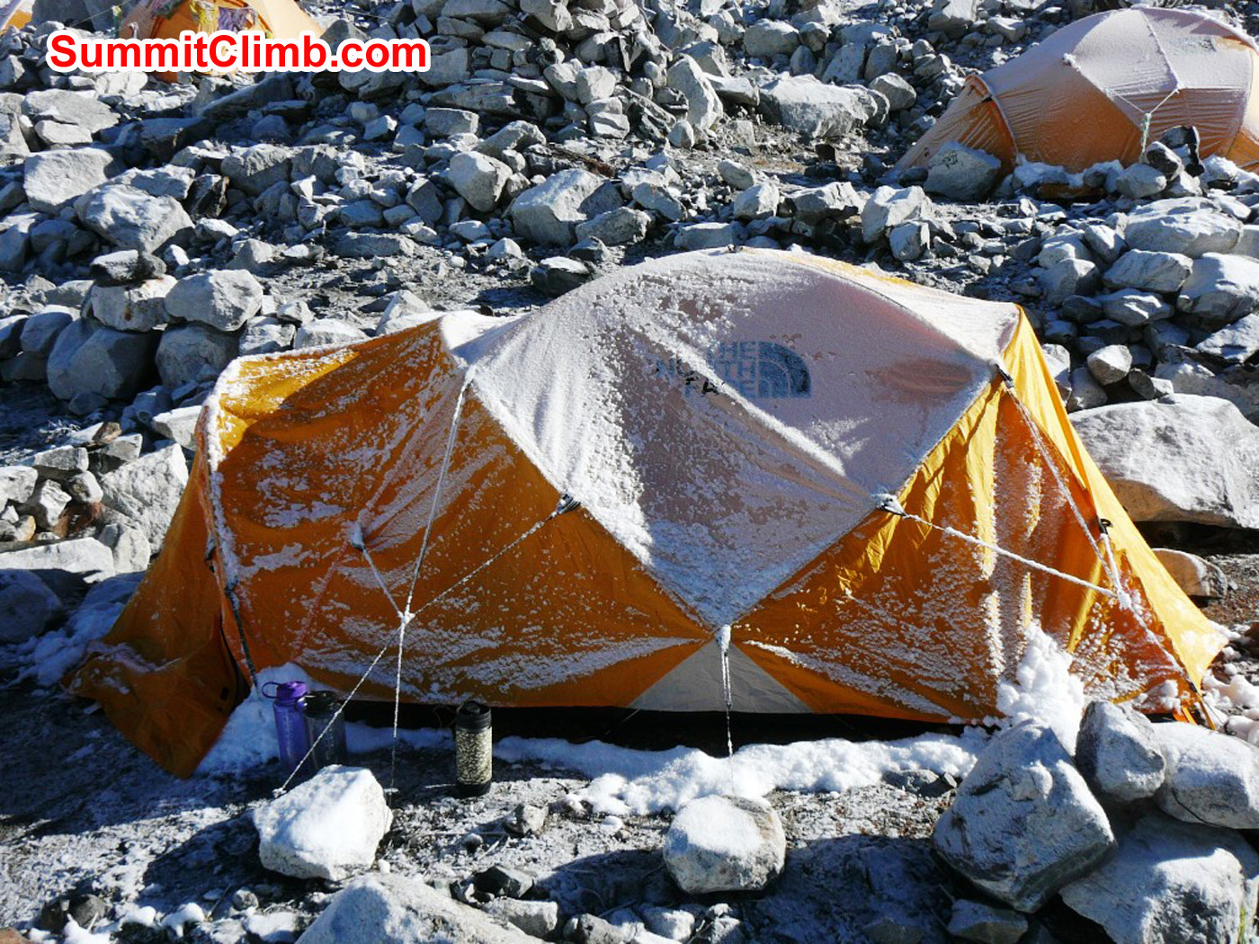 morgentliche Stimmung Zelt. Foto by Muendl