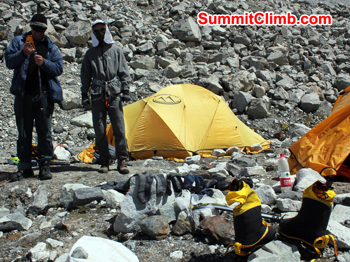 Check of our material. Photo Erik Ziegler