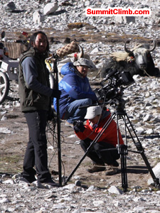 Chinese fil crew makes a television program in Gyepla. Matti Sunell Photo