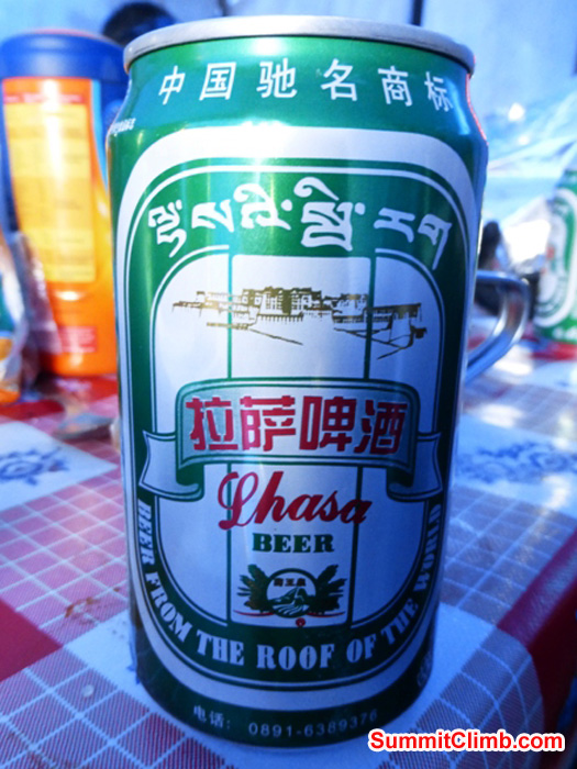 Time for a refreshing beverage in ABC. Juergen Landmann Photo