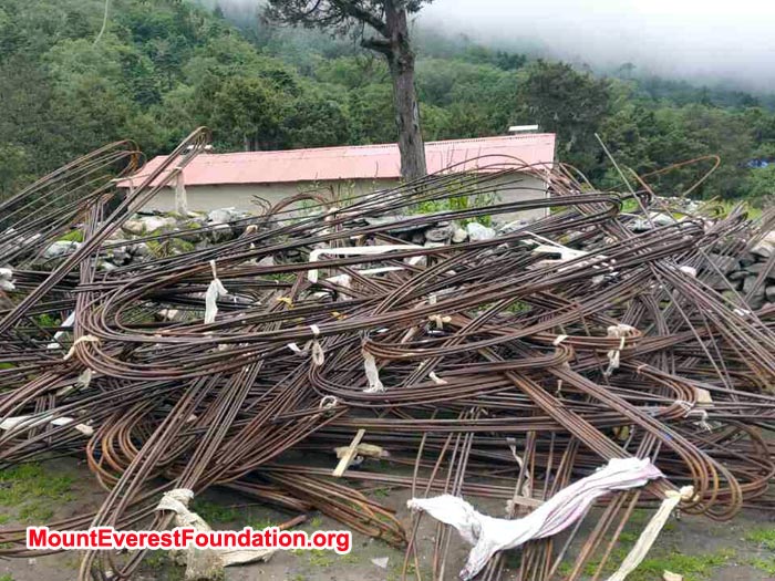 Iron rode for deboche