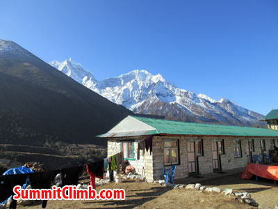 everest climb, thukla