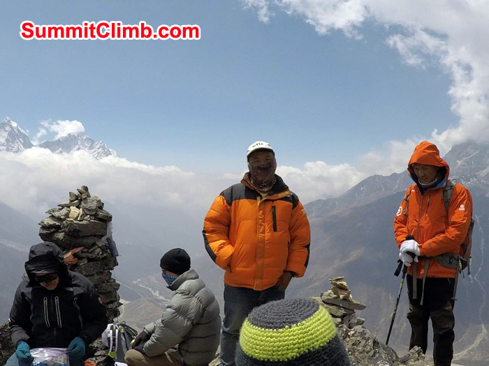 Dan, John and Sherpa resting at Dugla