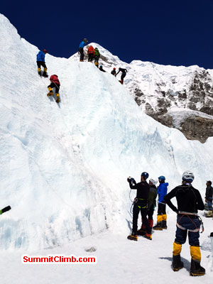 everest news, lobuche