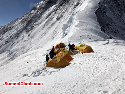 everest climb basecamp