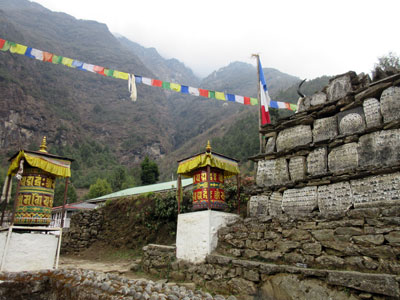 everest news, lukla flight