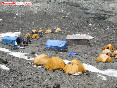 everest climb basecamp