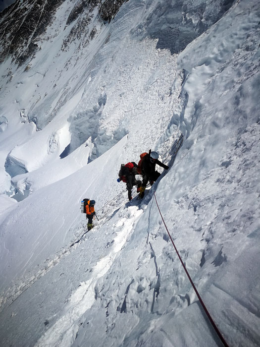 between camp 3 and camp 4