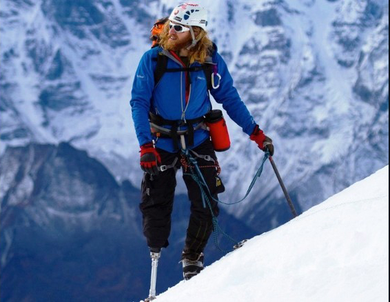 US Veterans Climb Mount Everest to Raise Awareness of Military