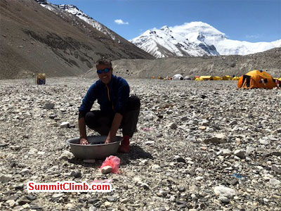 everest climb basecamp