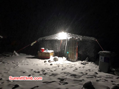 everest climb basecamp