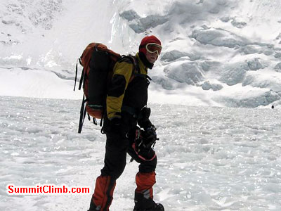everest climb basecamp