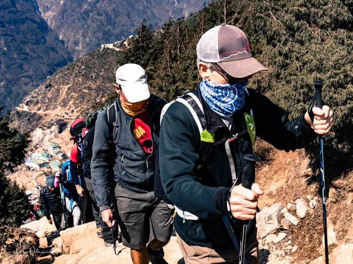 Hiking toward to Sangboche for Everest View