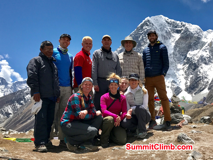 everest basecamp trek group at Dugla