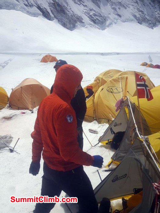 Members tents at camp 1