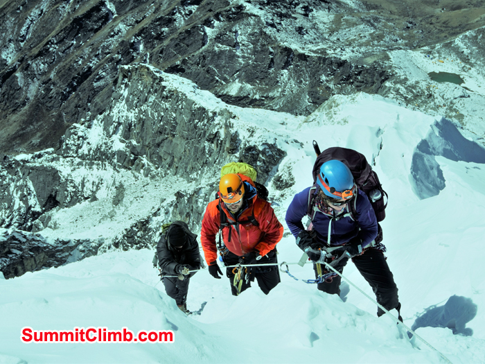 Members using ascender in fixed line