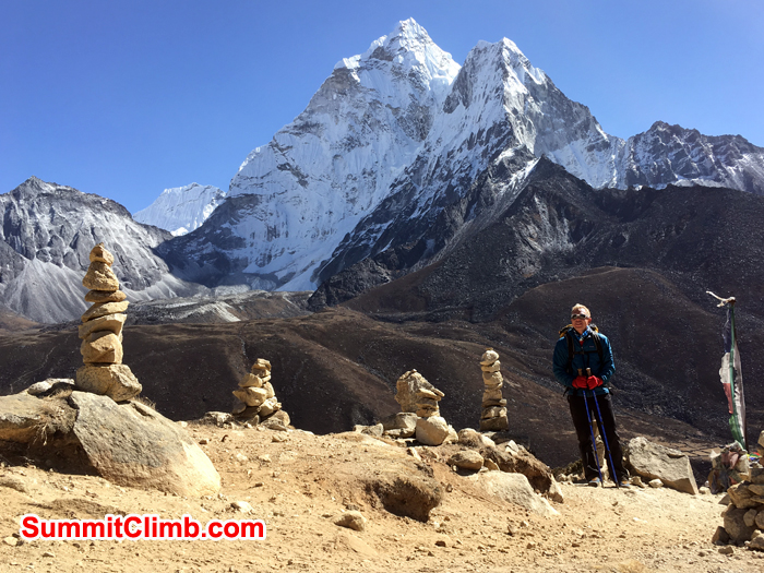 Memorial near Lobuche. Photo Andrew Turvey