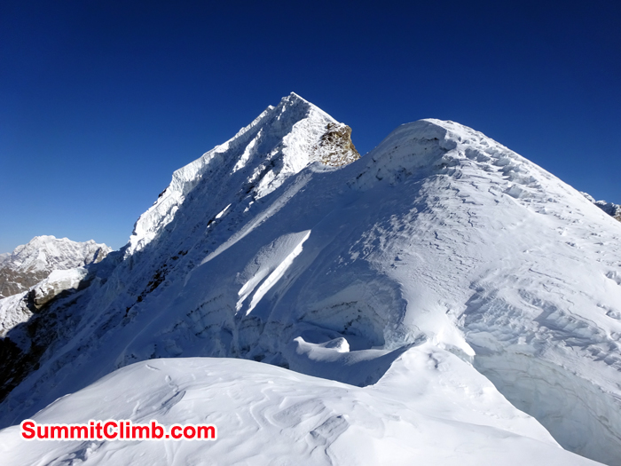 Summit seen of lobuche