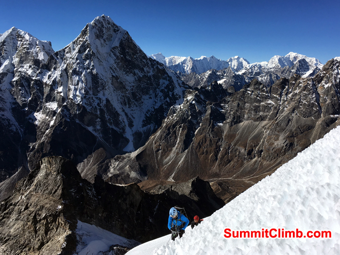 Warwick near the summit of lobuche behind Thile. Photo Andrew Turvey