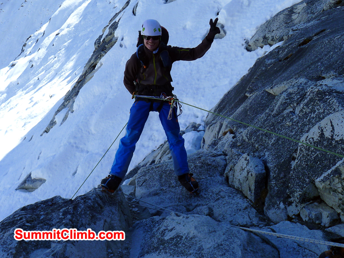 Desending down from Amphu Lapcha Pass. Photo Kurt Blair