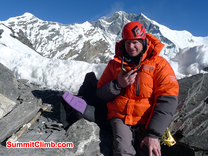 Hike to base of Amphu Labtsa pass