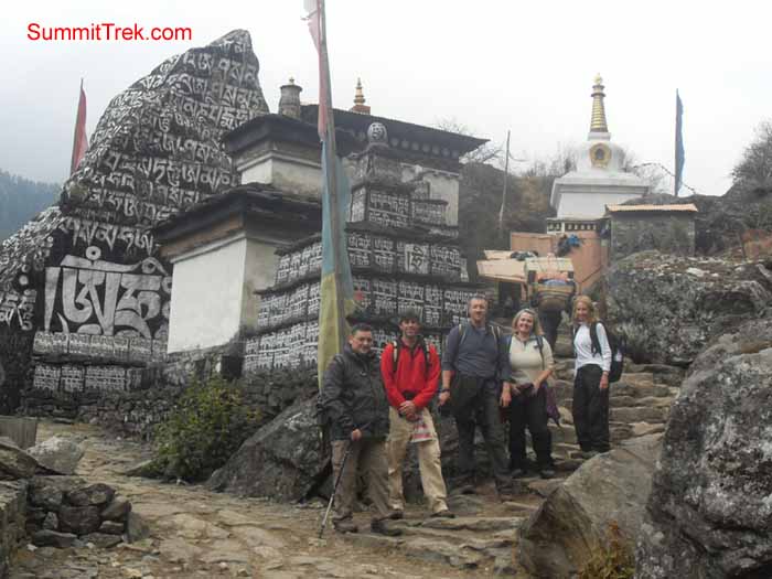 Mani Rock on the way to Phakding. Photo Kaji Tamang.