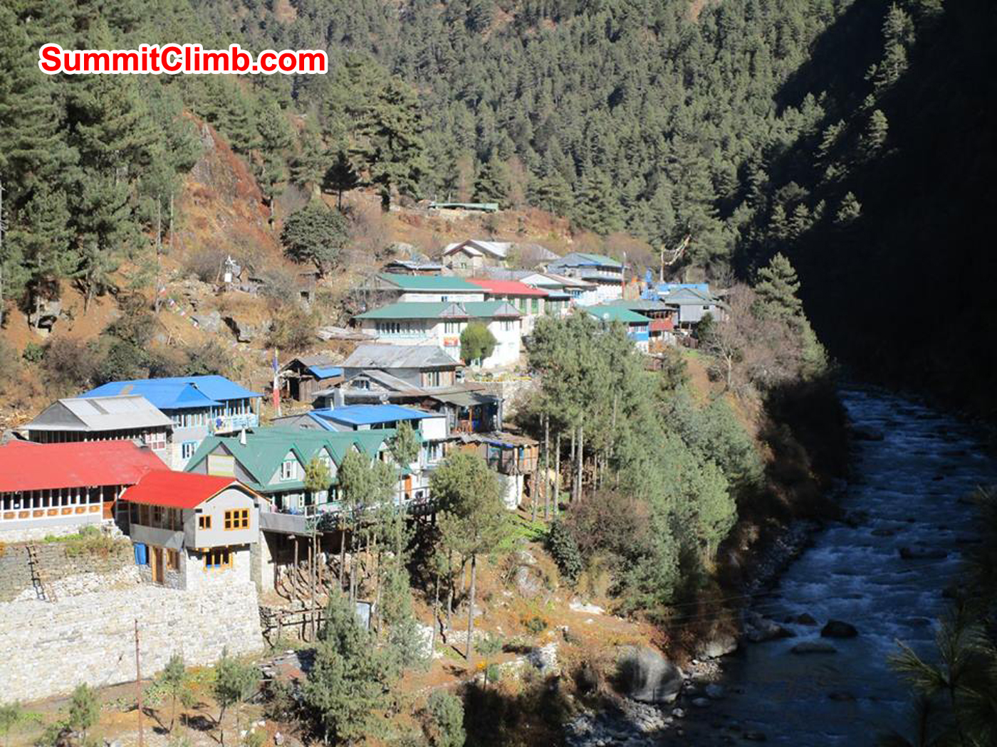 Jorsale on the way to Namche. Photo Meryl Lipman
