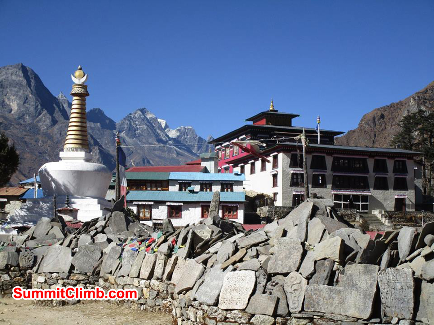 Long mani wall outside Tengboche Monastery. Photo Meryl Lipman