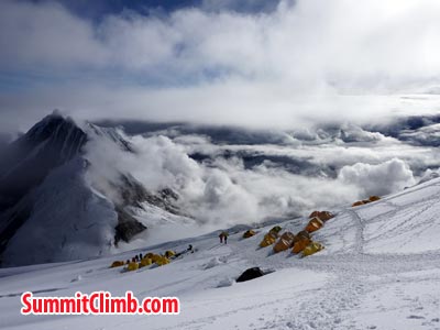 Camp 3 and beautiful view. Photo Puwei L