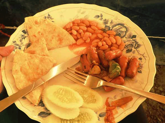 good food at manaslu basecamp