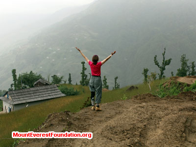 nepal volunteer trek, monastory room