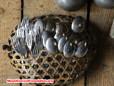 nepal volunteer trek, spoons bucket