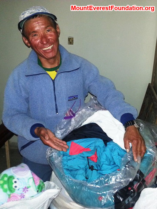 Jangbu Sherpa, Mount Everest Foundation, packing medicines for the service trek kindly donated by Laurel and Paul Brophy and David Quinney of Mater Hospital, Rockhampton, Australia. Photo by Deha Shrestha.